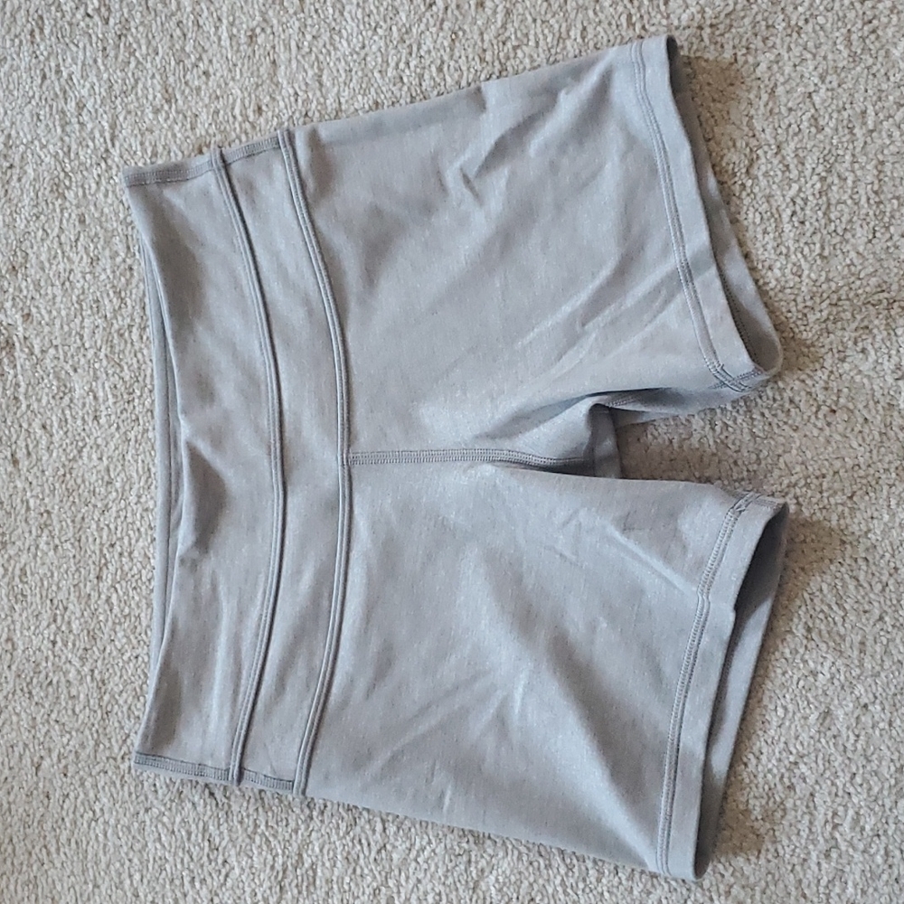 Lululemon grey shorts